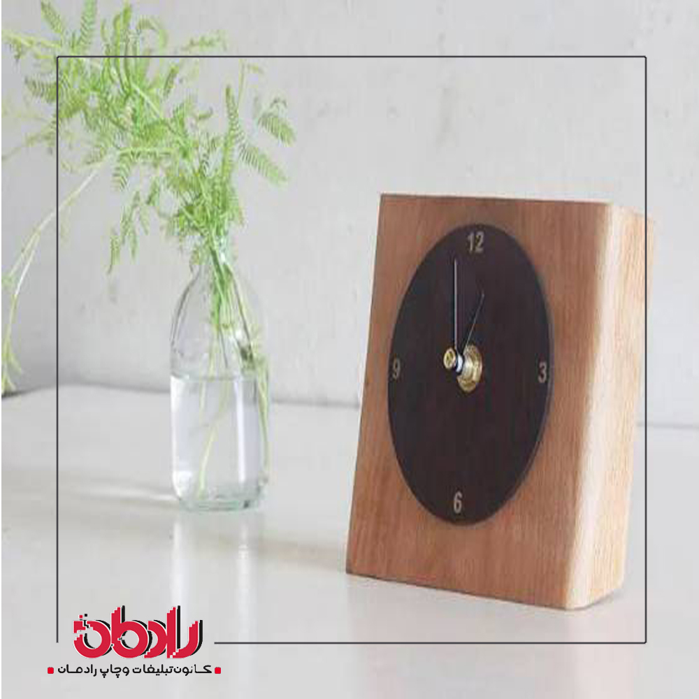 ساعت رومیزی چوبی شیب دار