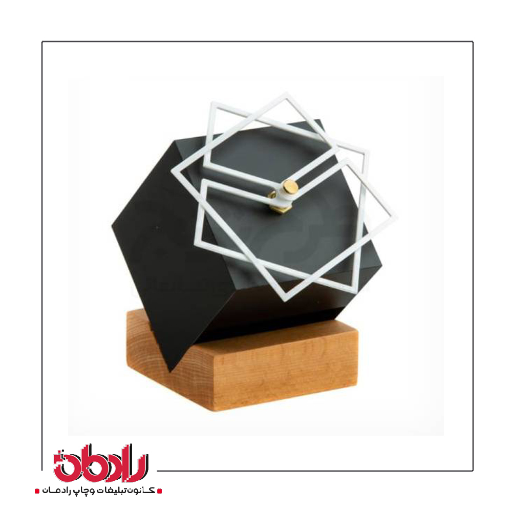 ساعت رومیزی چوبی پویا 7833